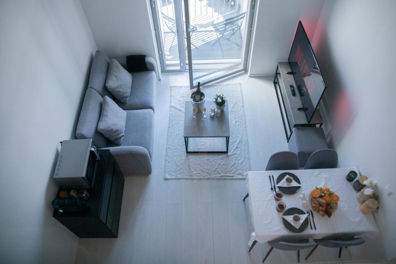 Elegant Penthouse Loft - Near The Airport Apartment Vantaa Exterior photo